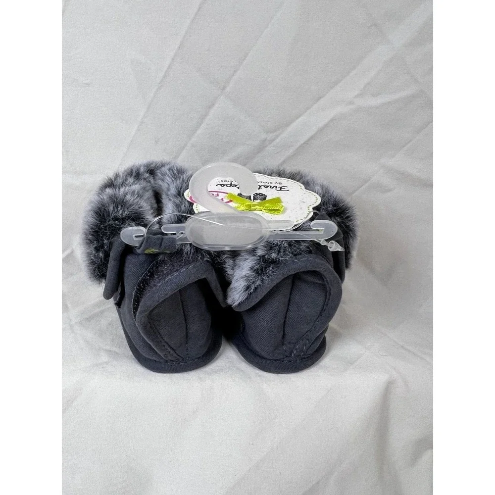 First Steps Booties Baby Size 1 Gray New Faux Fur Trim Hook Loop Closure